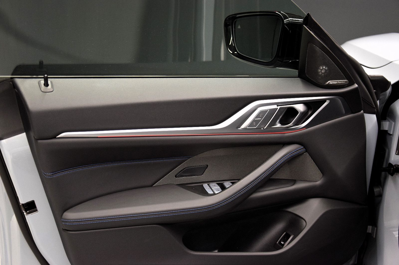 Fahrzeugabbildung BMW 420d xDrive Gran Coupé M Sport GSHD HuD ACC h/k