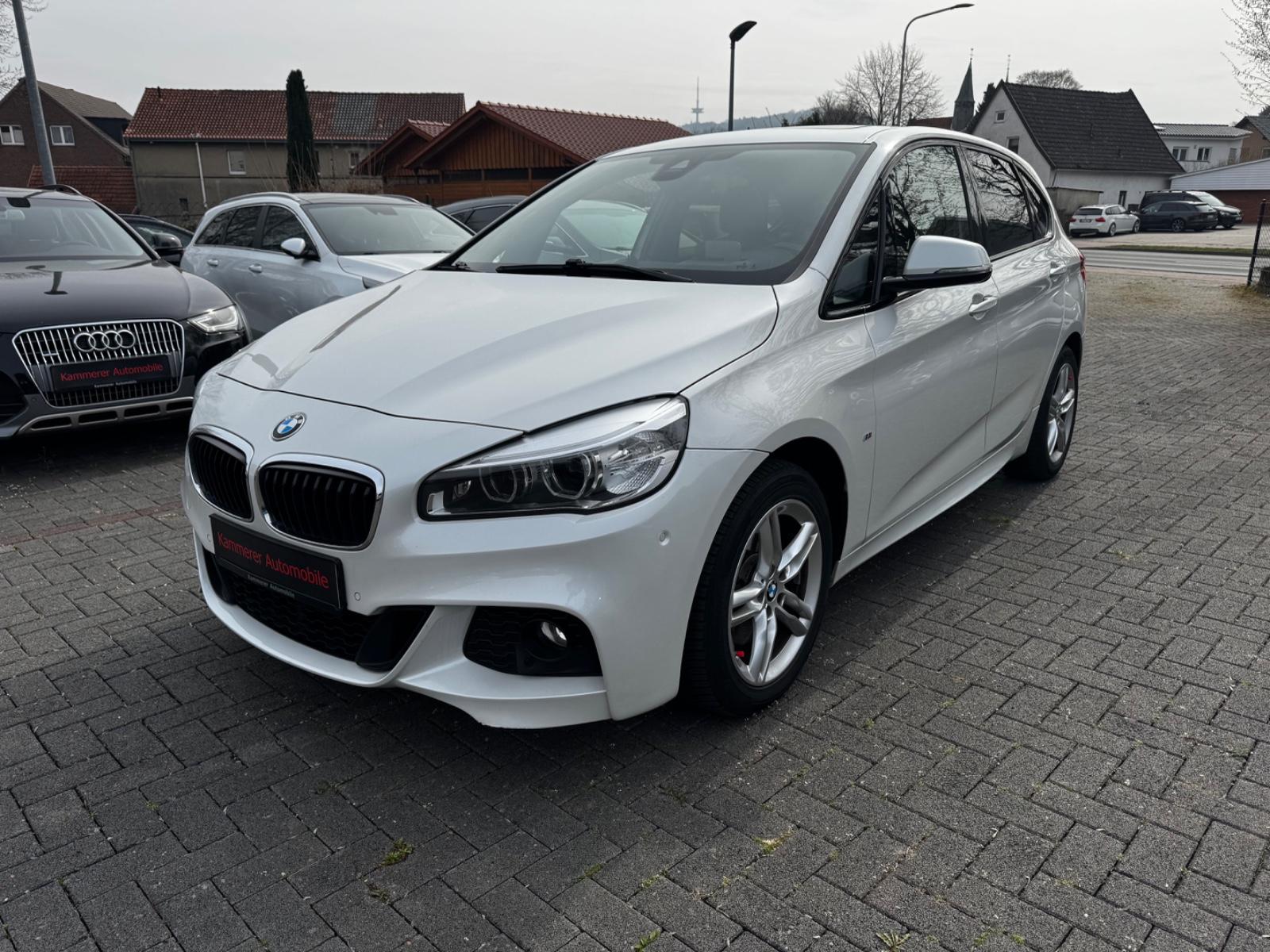 BMW 220 Active Tourer Leder Pano LED HUD