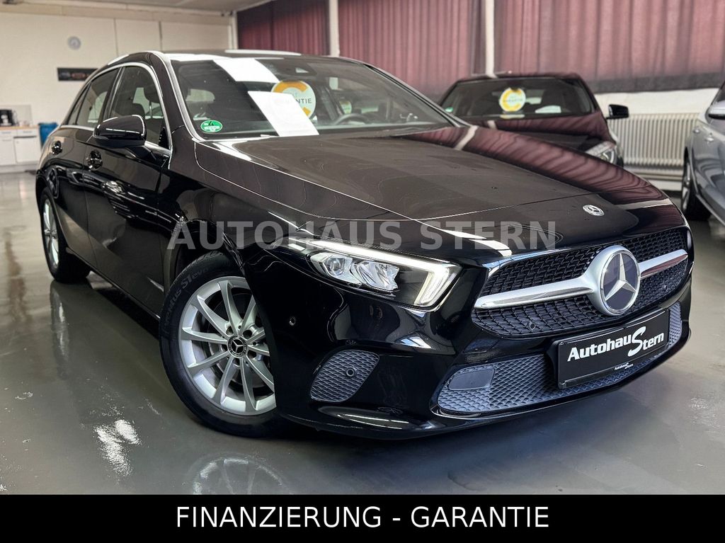 Mercedes-Benz A 220