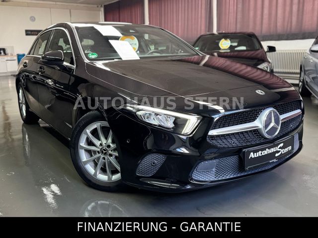 Mercedes-Benz A 220 Widescreen LED Spurhalte 8xALU Tempomat