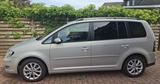 Volkswagen Touran 1.4 TSI DSG Freestyle Freestyle - Volkswagen Touran Freestyle mit Benzin-Antrieb