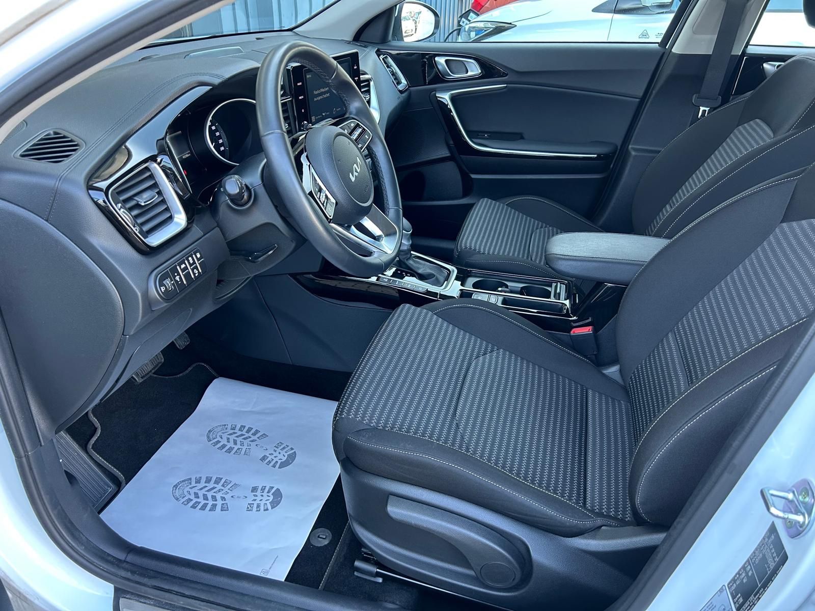 Fahrzeugabbildung Kia XCeed Plug-in Hybrid°1.Hand°LED°Kamera°Shz°