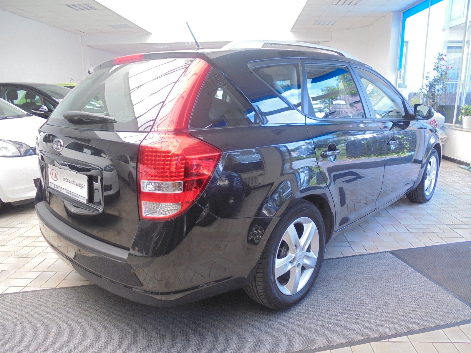 Fahrzeugabbildung Kia cee'd Sportswagon Edition7 Klima+Shz/Navi/kamara