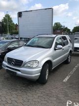 Mercedes-Benz ML 320 -
