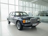 Mercedes-Benz 230 E W123 Automatik - Mercedes-Benz 230: 230e