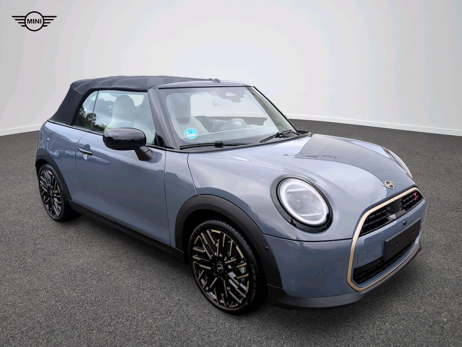 MINI Cooper S Cabrio - Bild 2