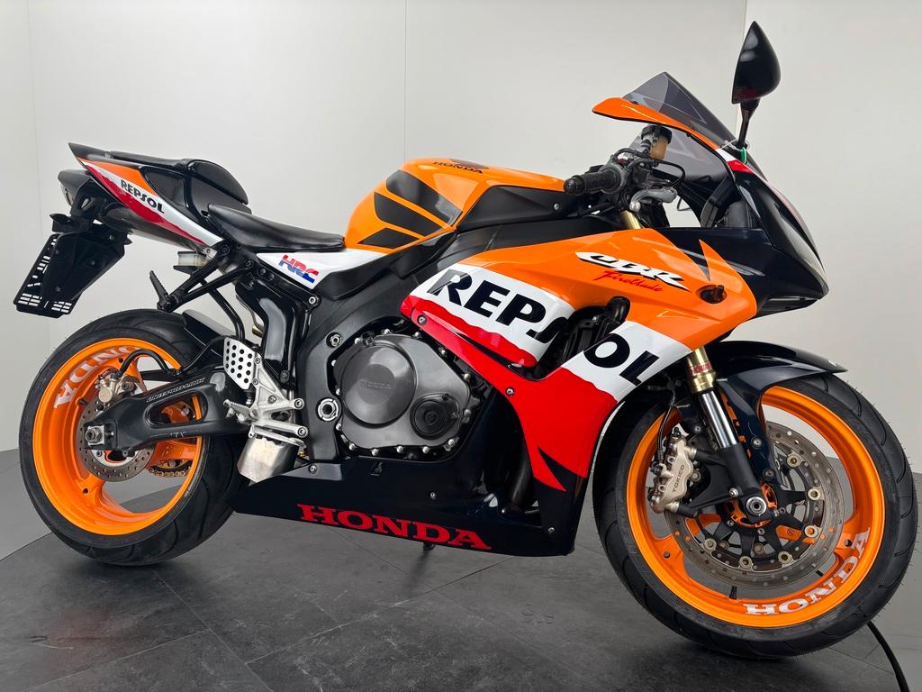 Honda CBR 1000 RR *SERVICE NEU