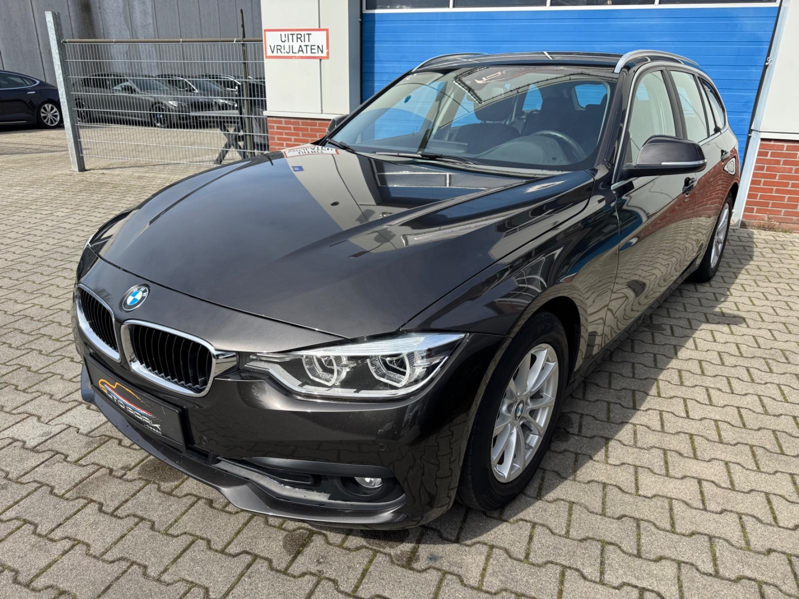 BMW 320 d Touring Efficient Dynamics *LED*