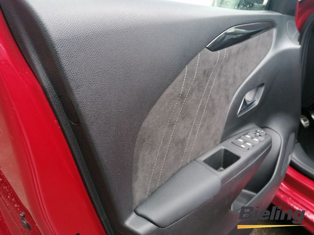 Corsa F Turbo  Ultimate 1.2 ALCANTRA , Sitheizun