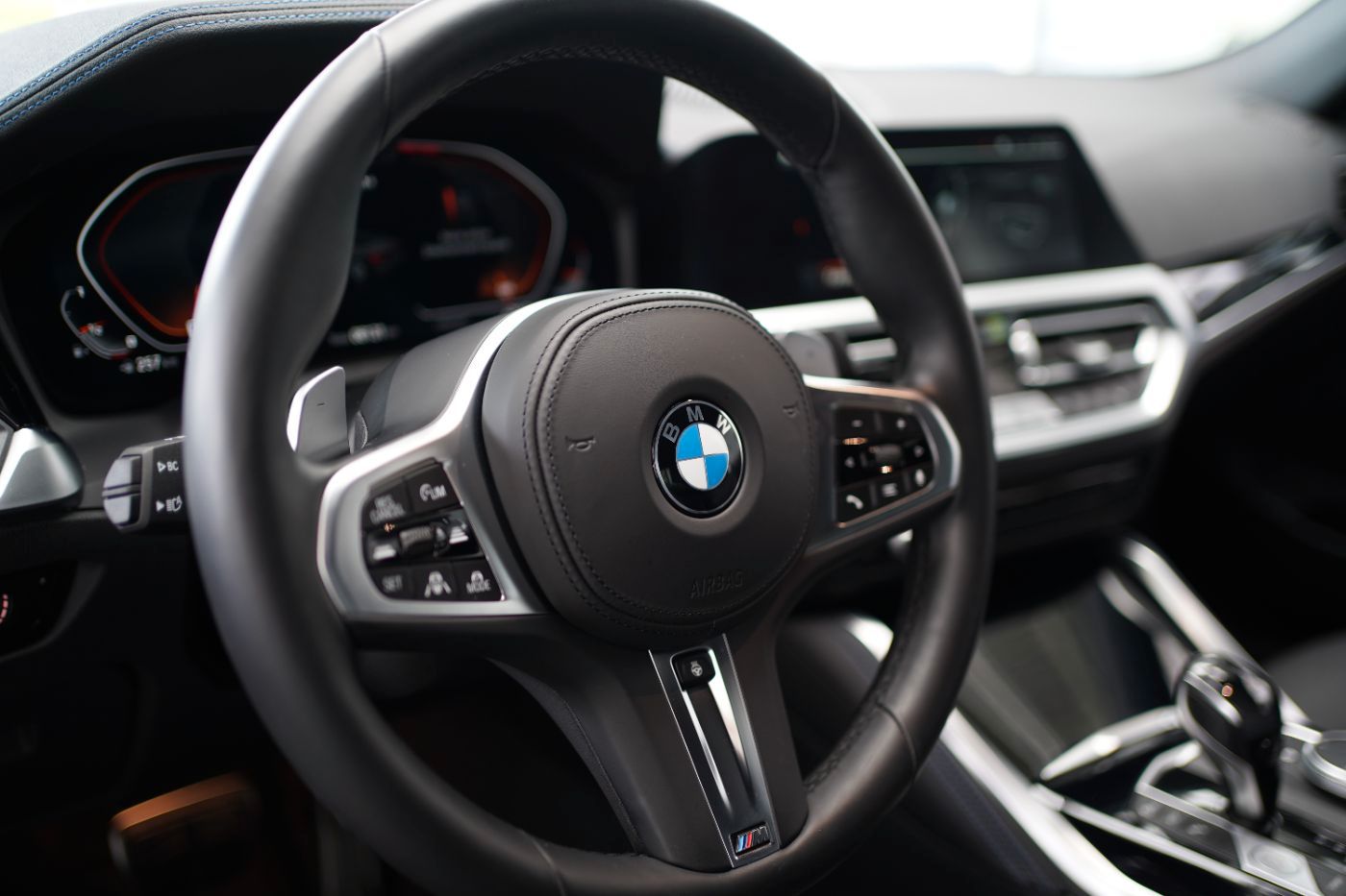 Fahrzeugabbildung BMW M440i xDrive Cabrio +Standheizung+Laserlicht+++