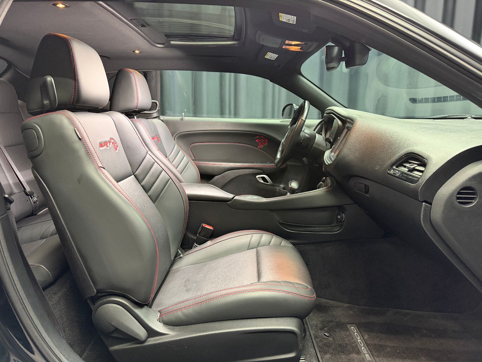 Fahrzeugabbildung Dodge Challenger 5.7 RT|LEDER|NAVI|SCHIEBEDACH|