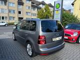 Volkswagen Touran Highline*SHZ*PDC*TEMPO*AHK*DSG - VW Touran Gebrauchtwagen in Bonn