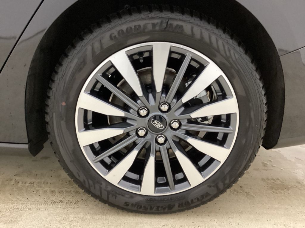Fahrzeugabbildung Ford Focus Turnier Titanium X AHK-abnehmbar Navi LED