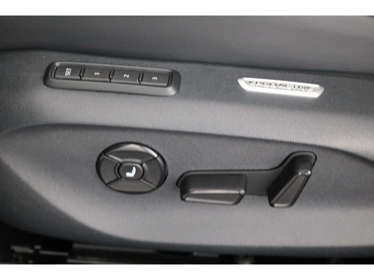 Volkswagen Passat - Bild 26