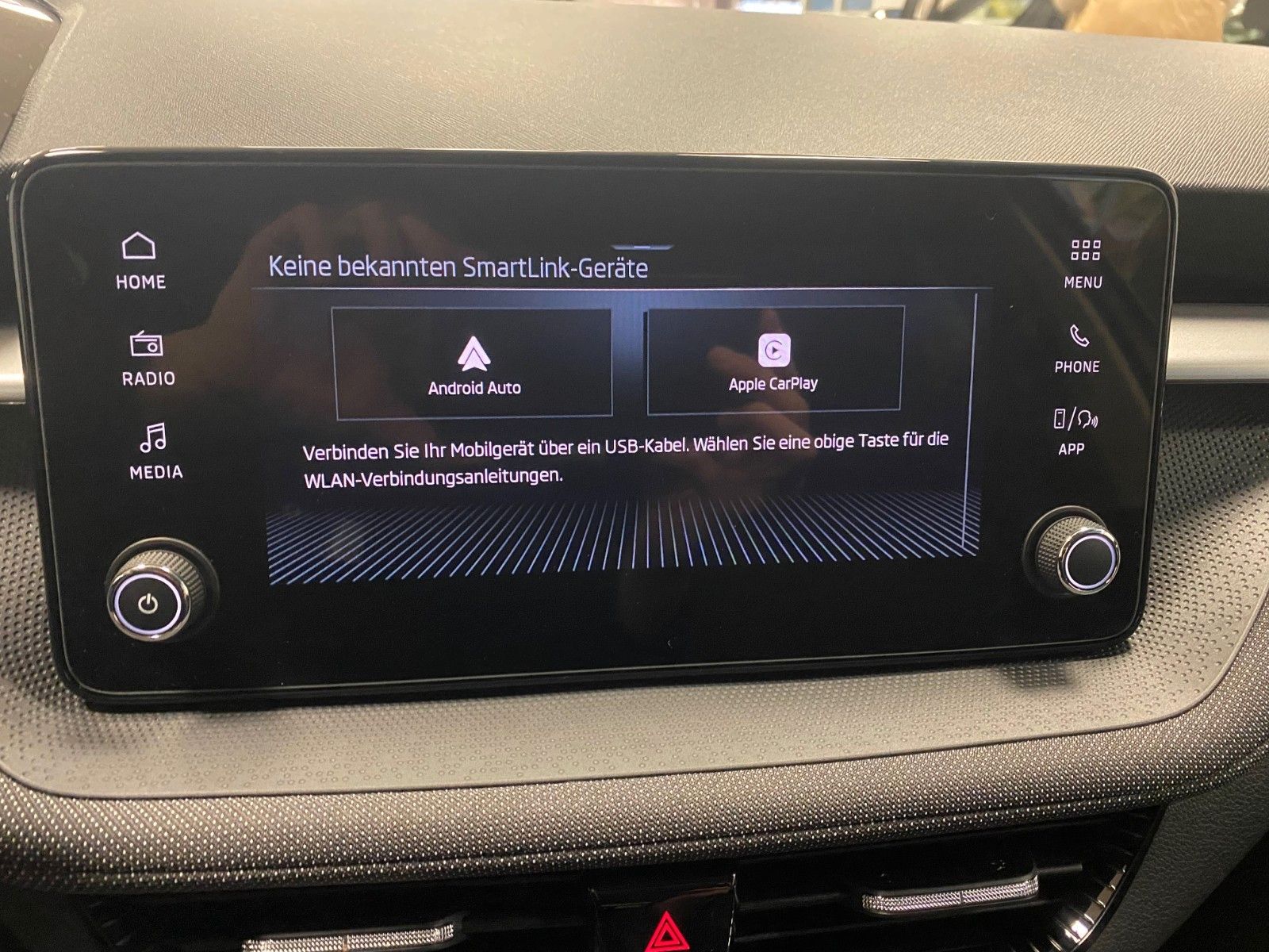 Fahrzeugabbildung SKODA Fabia 1.0 TSI DSG Selection+GARANTIE 2030 100tKM