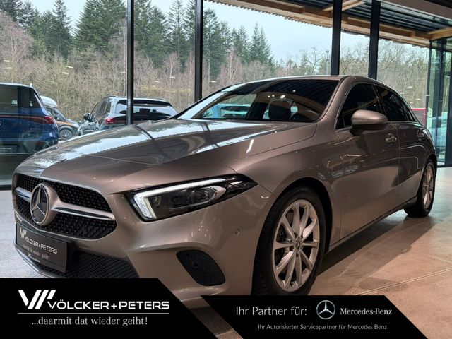MERCEDES-BENZ A 220+DISTRONIC+WIDESCREEN+MULTIBEAM+PROGR+MBUX