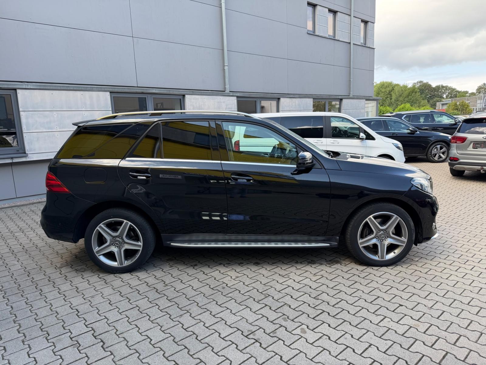 Mercedes-Benz GLE 350 d 4Matic AMG/LEDER/NAVI/LED/AHK/