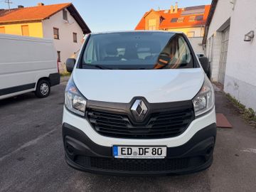 Renault Trafic - 2