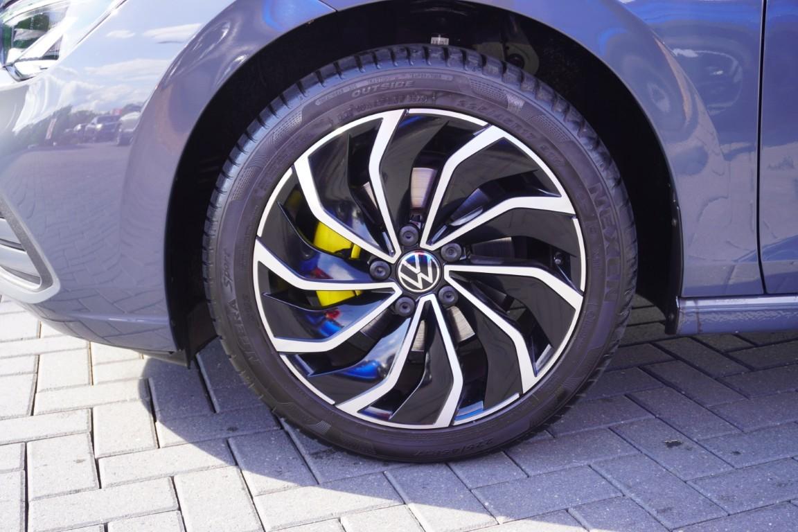 Volkswagen Golf VIII 1.0 Life LED Navi ACC App-Connect, миниатюра 30