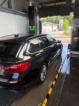 BMW 540i xDrive Touring 8fach Alu, HUD, AHK - BMW 540 in Freiburg