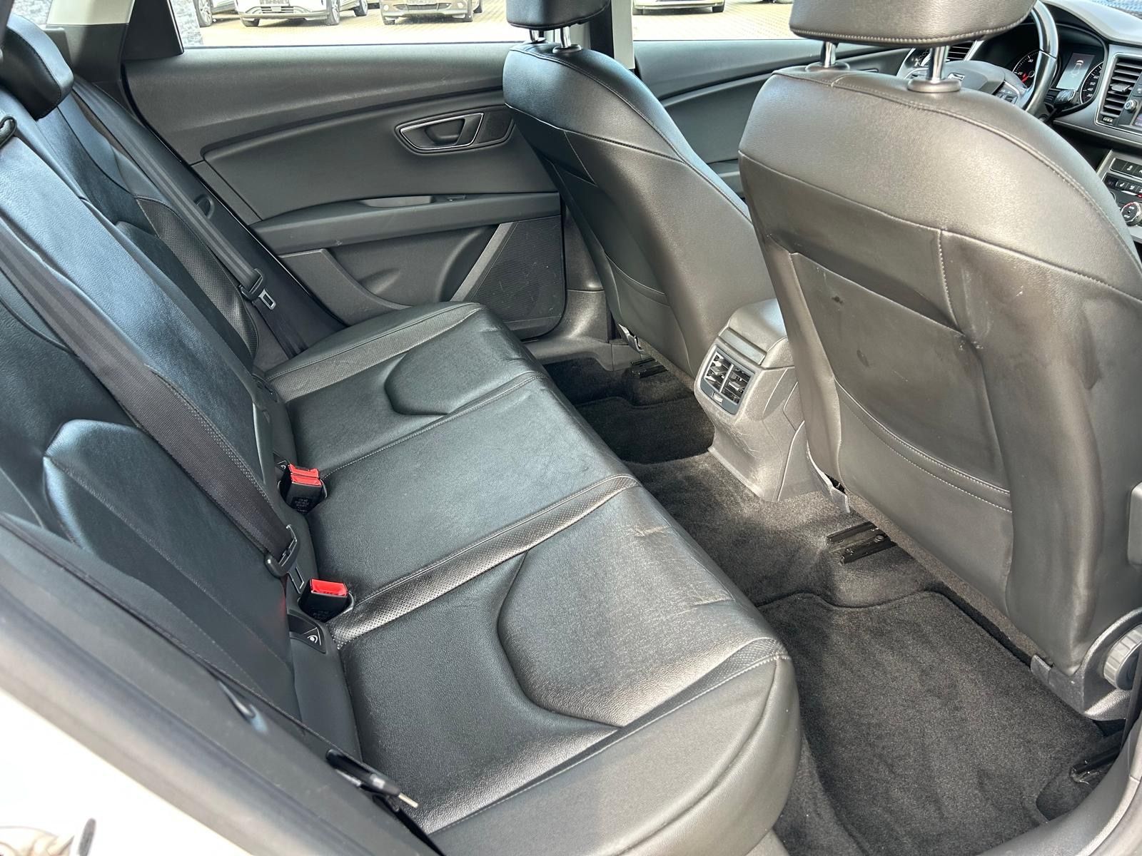 Fahrzeugabbildung SEAT Leon ST Style°DSG°Navi°Leder°LED°