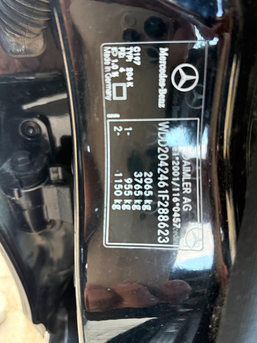 Mercedes-Benz C180 2009 — photo 12