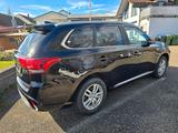 Mitsubishi Outlander PHEV Intro Edition 4WD Autom. (Hybrid) - Mitsubishi Gebrauchtwagen