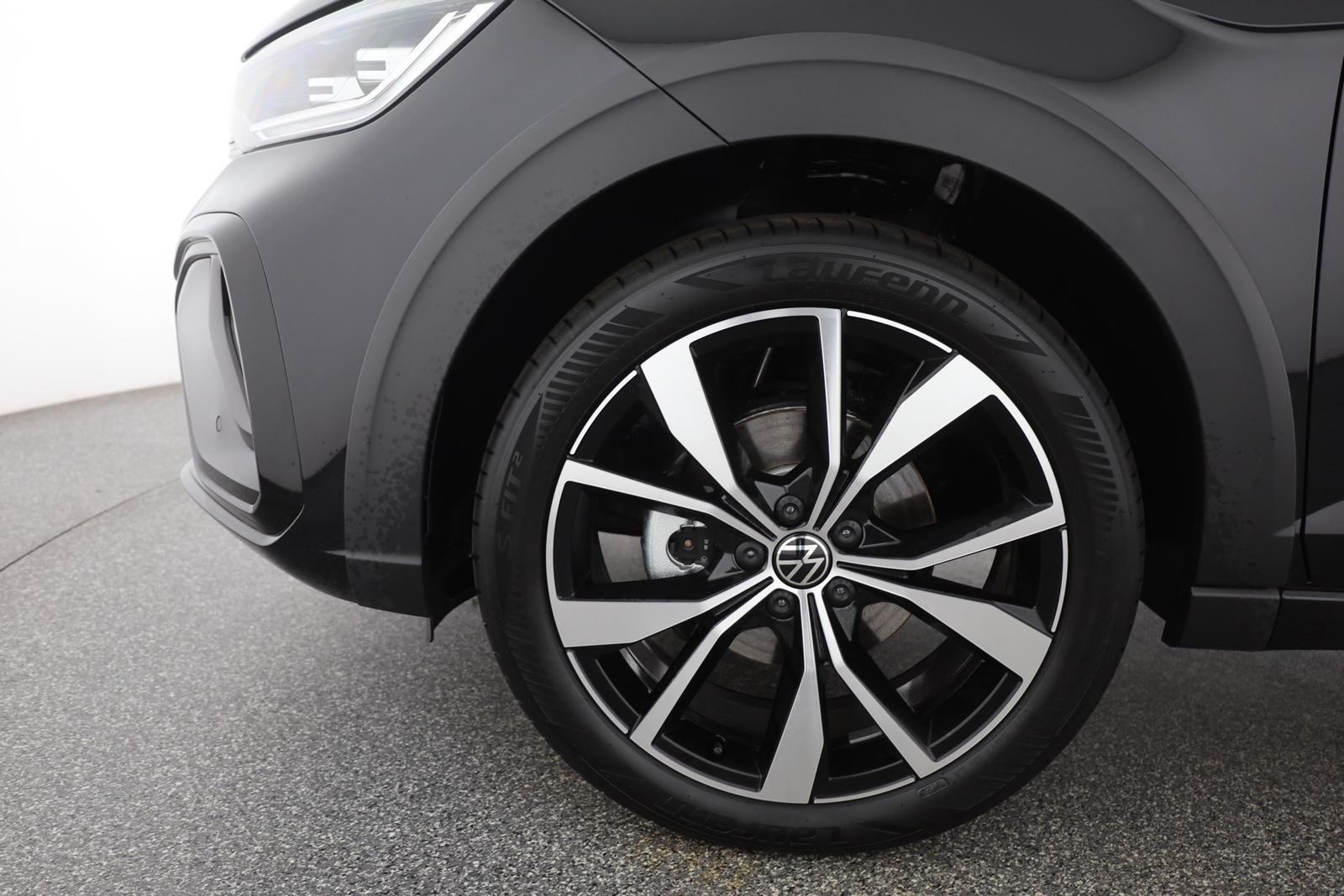 Volkswagen Taigo R-Line 1.5 TSI DSG Matrix ACC AHK