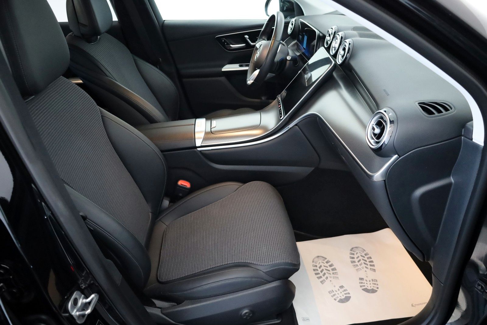 Fahrzeugabbildung Mercedes-Benz GLC 300e 4M Avantgarde T.Leder,Navi,LED,SH,Park