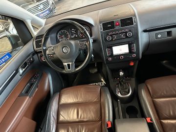Volkswagen Touran Highline *AHK*Xenon*DAB*Klima*Navi*Kamera