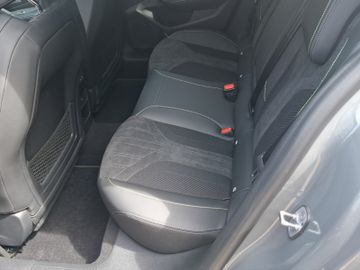 Peugeot 408 GT PT 130 Navi+SD+360°+SHZ+Carplay+LM+LED