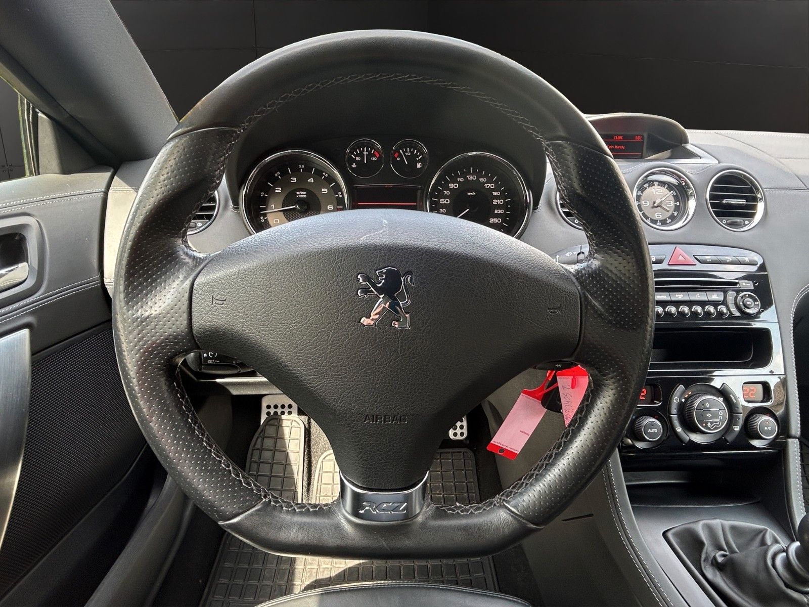 Fahrzeugabbildung Peugeot RCZ 200 Klimaaut/el Ledersitze/Shz/Xenon/