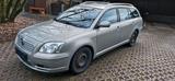 Toyota Avensis T25 Kombi 1.8VVTI - Toyota Avensis T25 mit Benzin-Antrieb