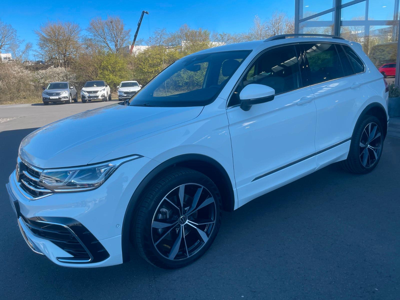 Volkswagen Tiguan R-Line 4Motion AHK IQ H&K DCC 20"