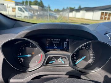 Ford Kuga - 8