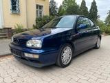 Volkswagen Golf 1.8 Bon Jovi, TÜV neu, sehr gepfl., Dach OK - Volkswagen Golf: Bon Jovi
