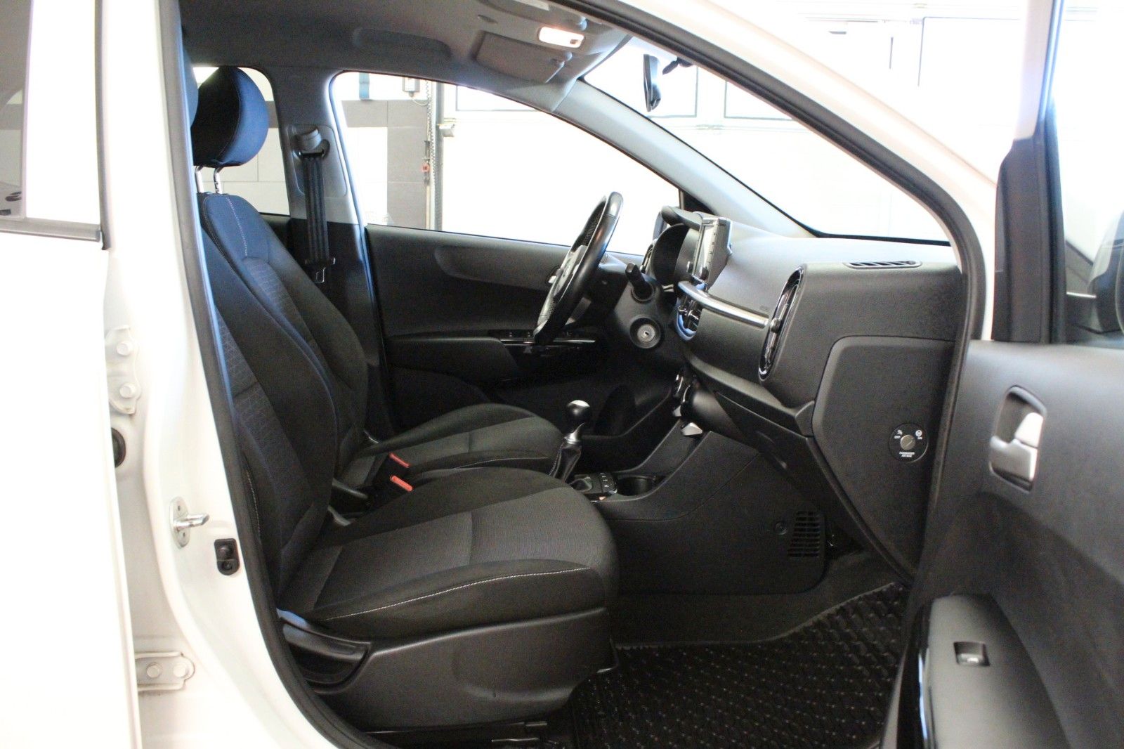 Fahrzeugabbildung Kia Picanto 1.0 Dream-Team Edition