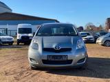 Toyota Yaris Sol - Toyota Yaris Gebrauchtwagen in Lübeck