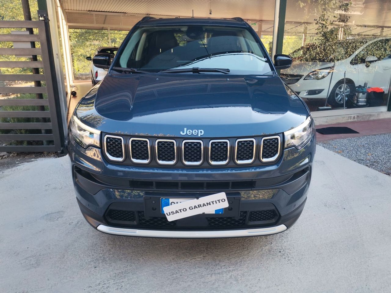 Jeep Compass 1.3 Turbo T4 190 CV PHEV AT6 4X4 Li imagem 2