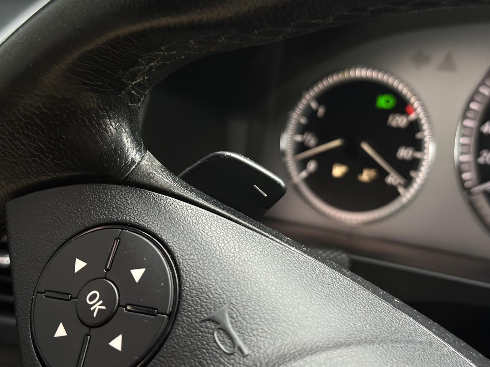Mercedes-Benz GLK220 2009 — photo 17