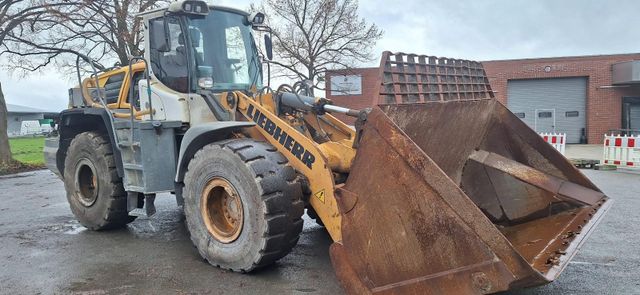 Liebherr 556 Radlader