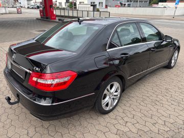 Mercedes E 220 - 5