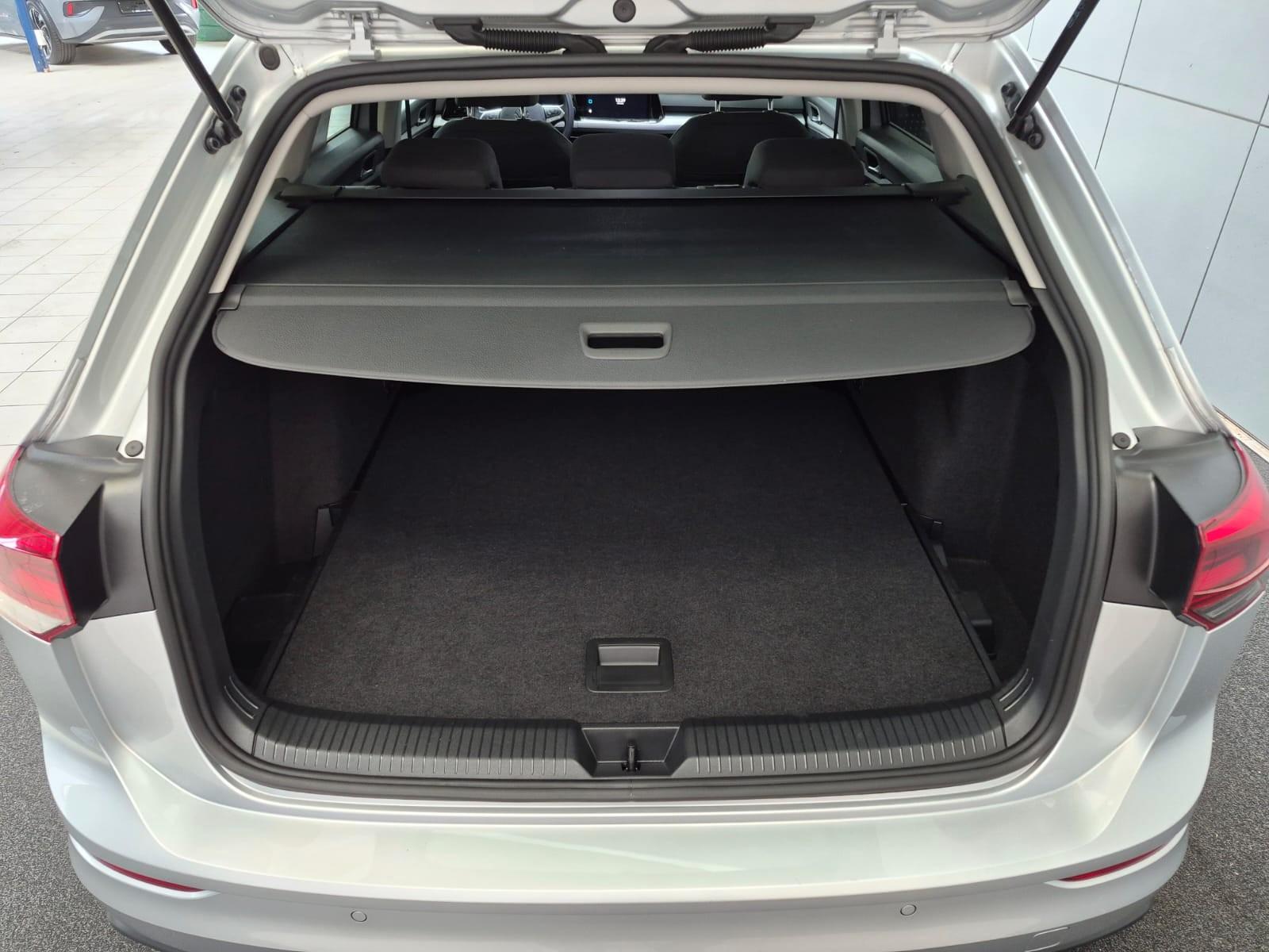 Volkswagen Golf VIII Var. Life 2.0 TDI SCR DSG AHK 1,99%*, миниатюра 20
