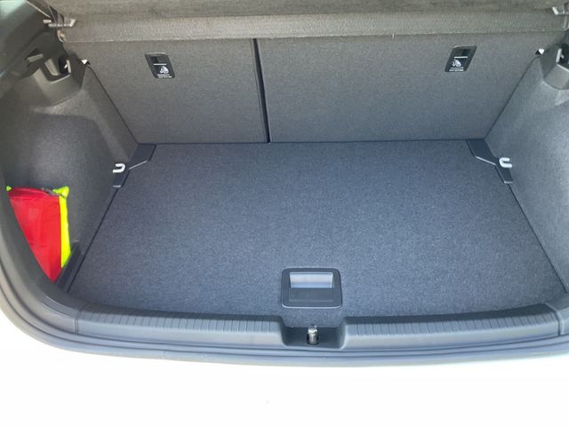 Polo 1.0 TSI DSG R-Line KAMERA NAVI MATRIX-LED