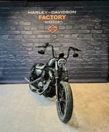 Harley-Davidson 883 Iron  - HARLEY-DAVIDSON 883