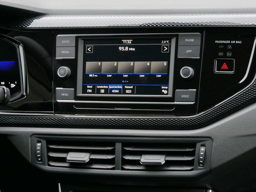 Fahrzeugabbildung Volkswagen Polo 1.0 TSI Life SHZ PDC