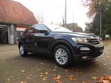 Volkswagen T-Roc 1,0 TSI*PDC*KLIMA*SZH*NAVI - Volkswagen T-Roc in Oldenburg