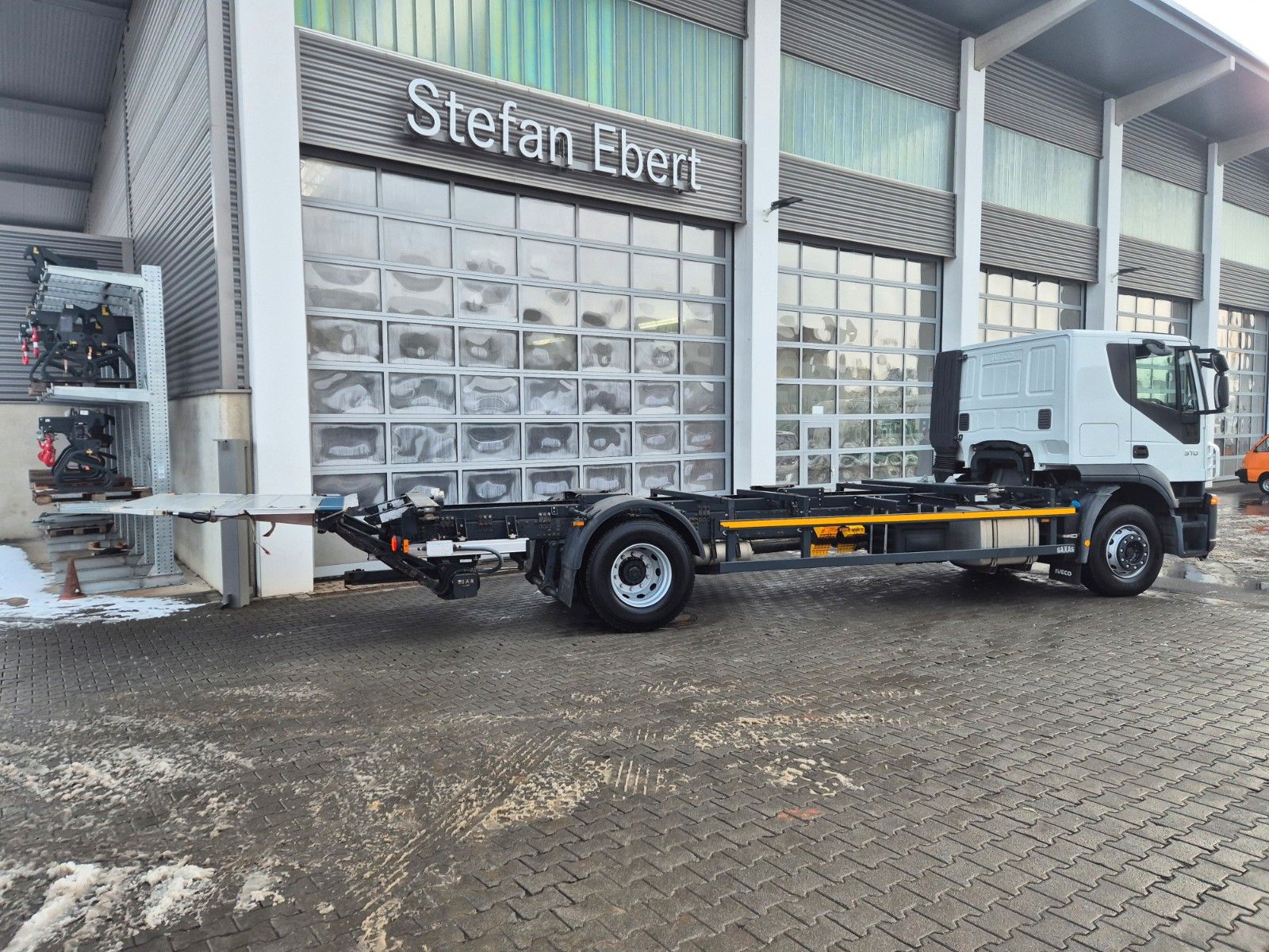 Fahrzeugabbildung Iveco Stralis AT190S31/FP CM BDF LBW unterfaltbar AHK