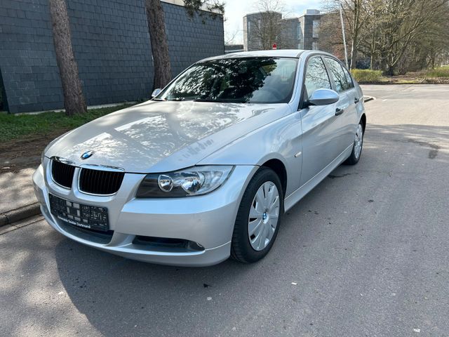 BMW 318 Baureihe 3 Lim. 318i