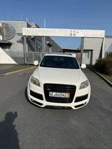 Audi Q7 4.2 FSI S-Line - Audi Q7 4L mit Benzin-Antrieb